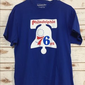 Mitchell & ness philly 76ers tshirt size S